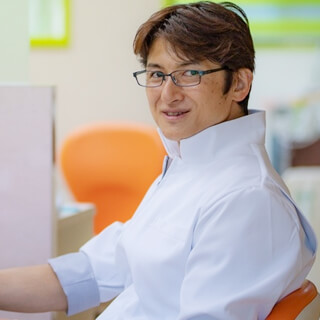 院長 上岡理晴